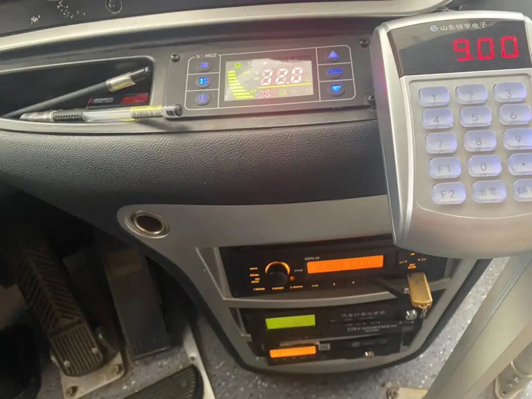 撫州長運(yùn):FM93.5南豐之聲廣播走進(jìn)南豐城鄉(xiāng)公交