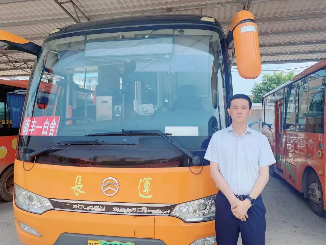 撫州長運(yùn):FM93.5南豐之聲廣播走進(jìn)南豐城鄉(xiāng)公交