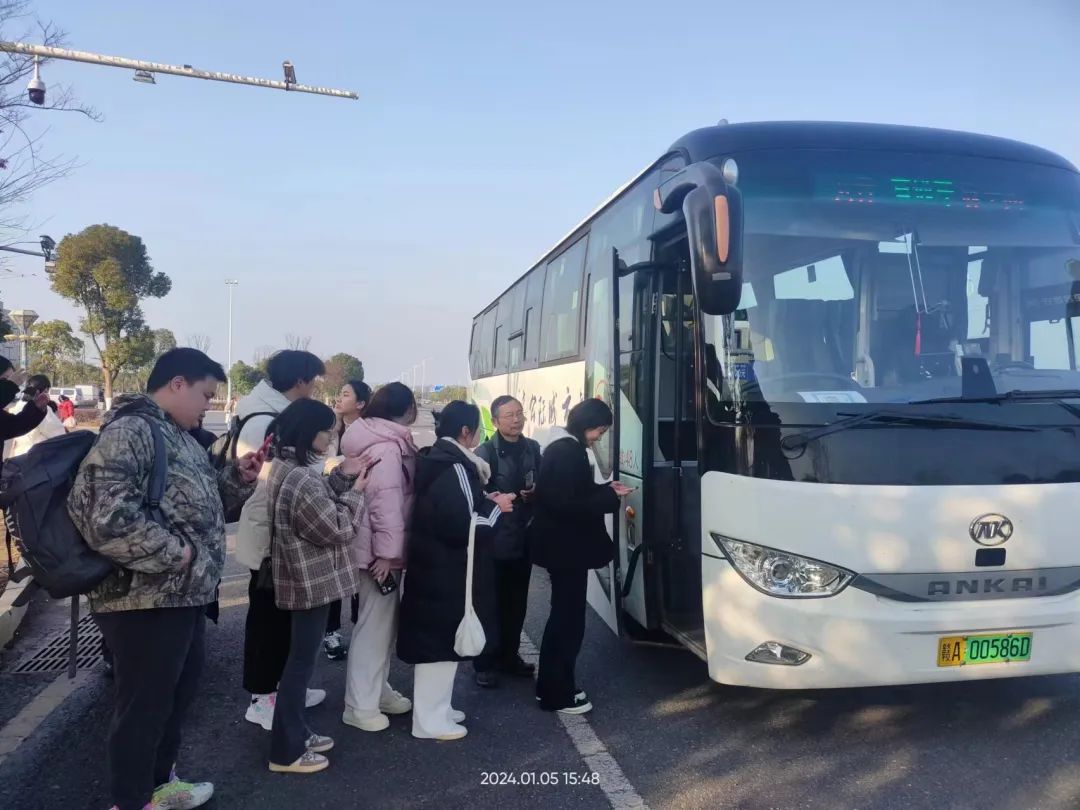 都市城際公交:共青至滕王閣景區(qū)直通車開通啦!