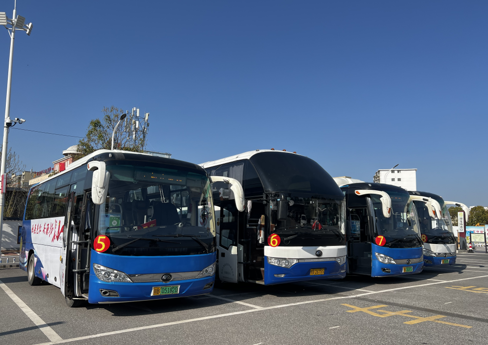 贛州方通:圓滿完成省工商企業(yè)聯(lián)合會考察活動運(yùn)輸任務(wù)