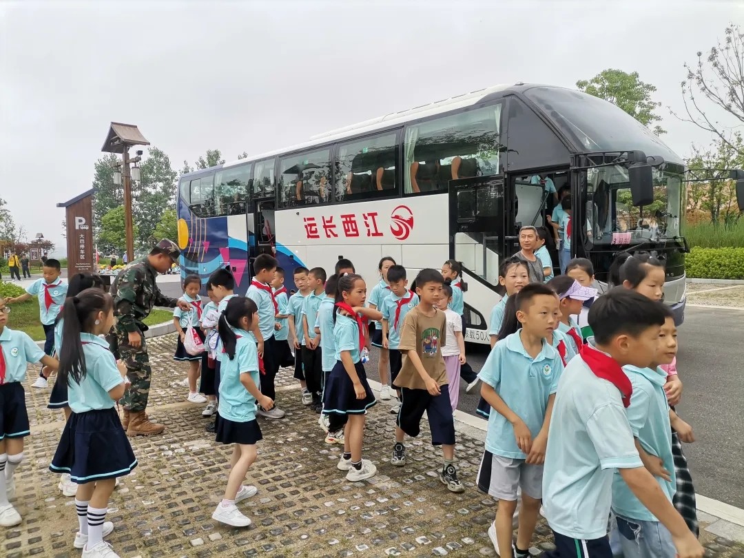 九江長(zhǎng)運(yùn):全力保障研學(xué)之旅 貼心服務(wù)助力成長(zhǎng)